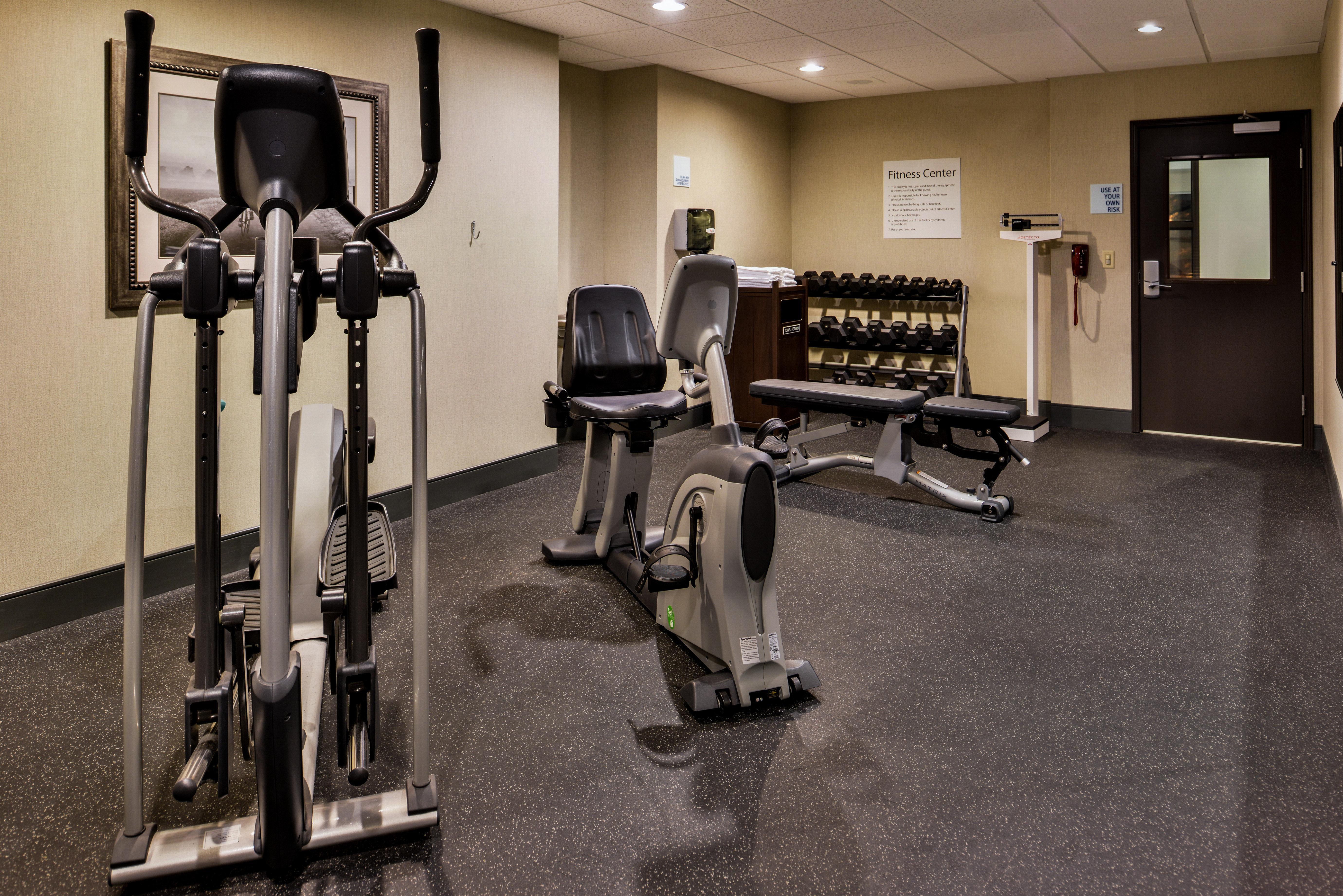 Holiday Inn Express & Suites Emporia Northwest By Ihg Экстерьер фото